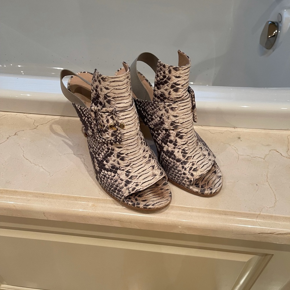 Stuart Weitzman Snake Print Sandals. Nice! - image 6